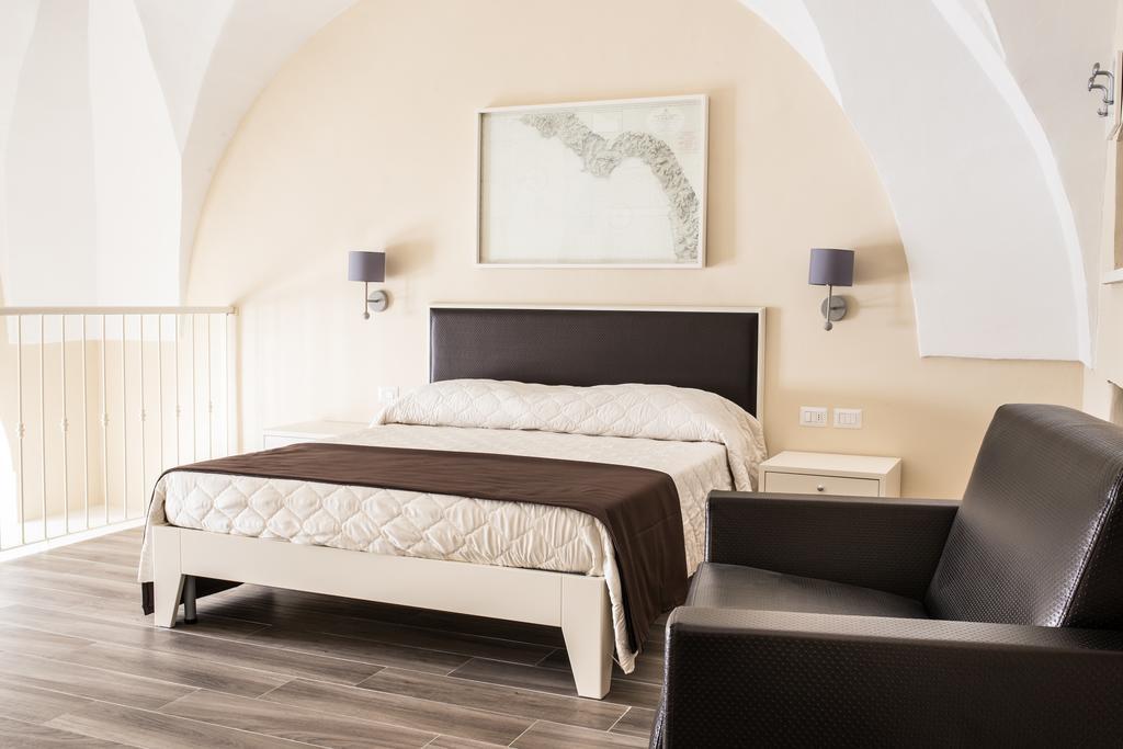 Affittacamere Faro Bianco - Suites&apartments Gallipoli