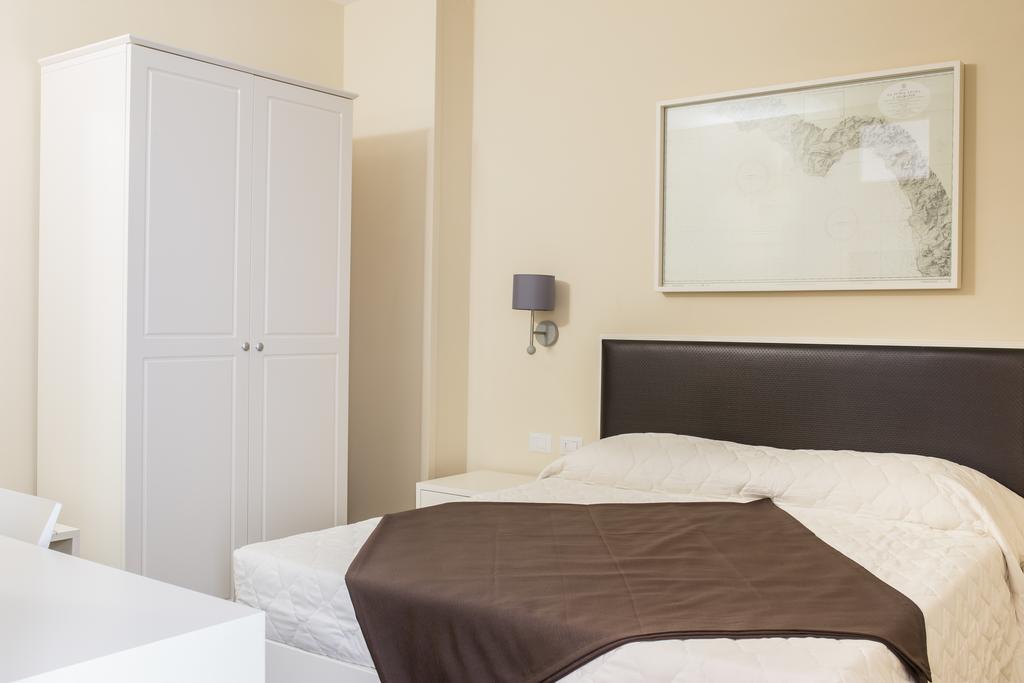 Faro Bianco - Suites&apartments Affittacamere Gallipoli