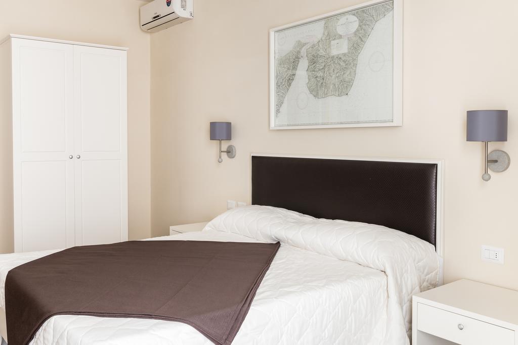 Faro Bianco - Suites&apartments