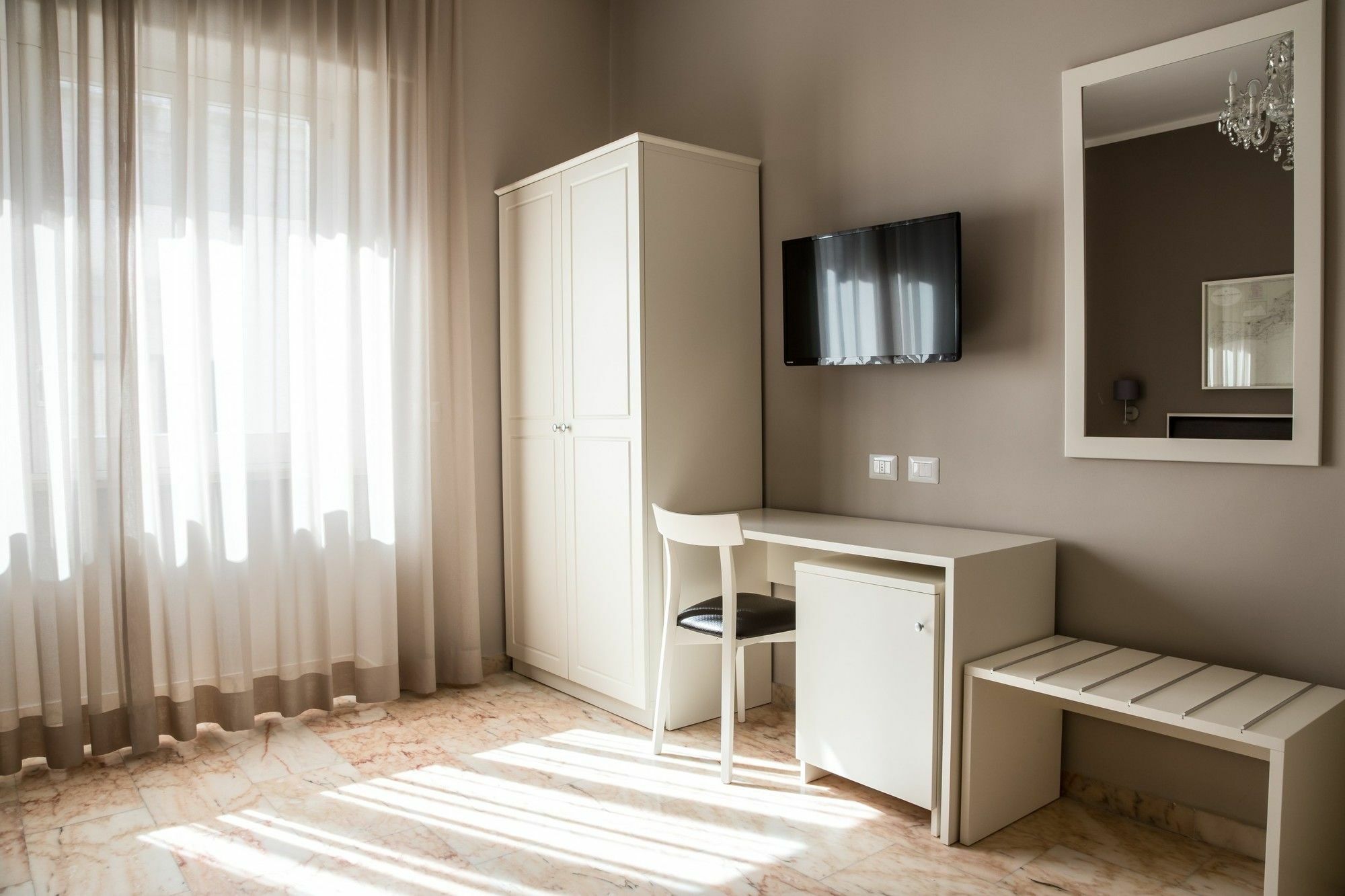 Faro Bianco - Suites&apartments 3*